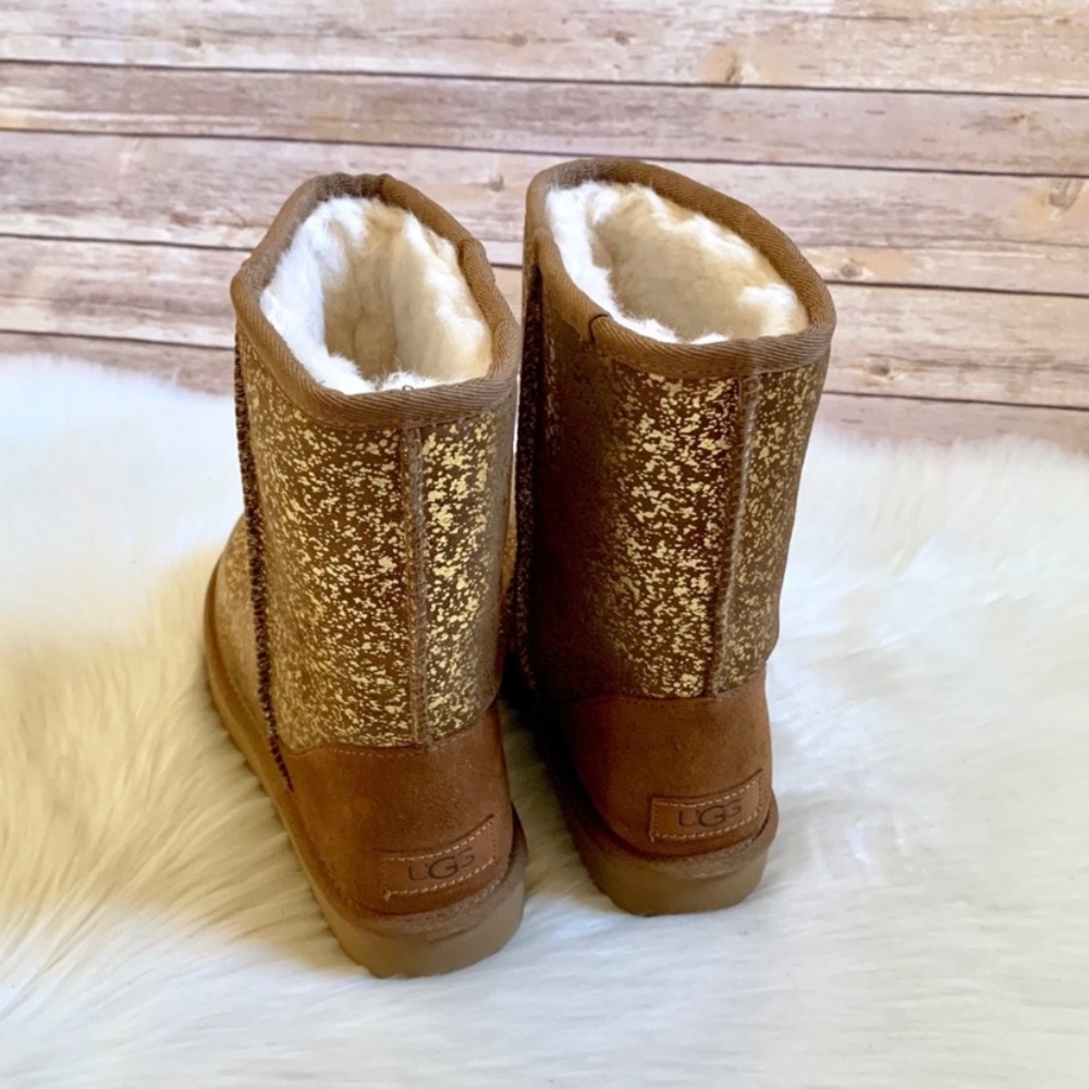 UGG Classic Short II Foil Glam Boots - Picture 3 of 7